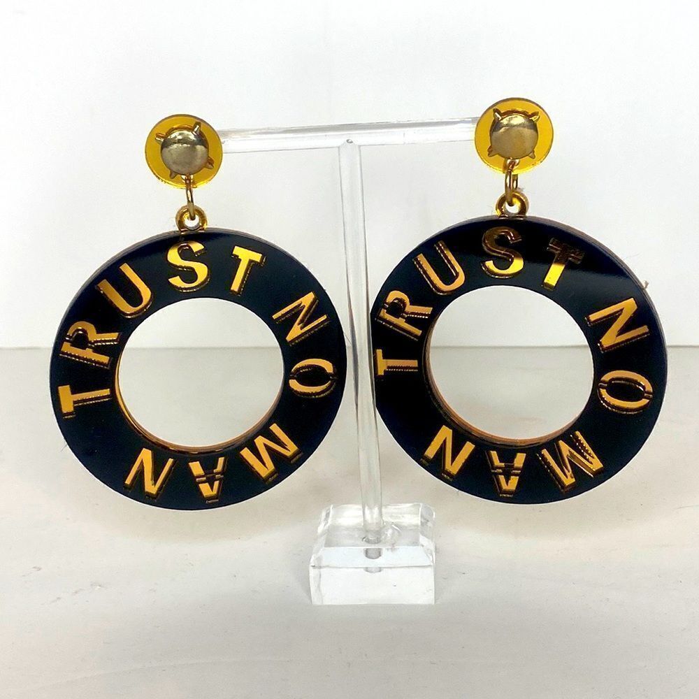 NEW…Black/Gold TRUST NO MAN earrings from RESET-CLOSET - Picture 1 of 3